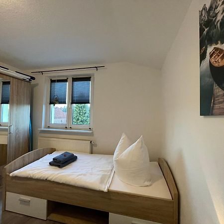 Hotel & Gasthof Zum Loewen Άιζεναχ Εξωτερικό φωτογραφία